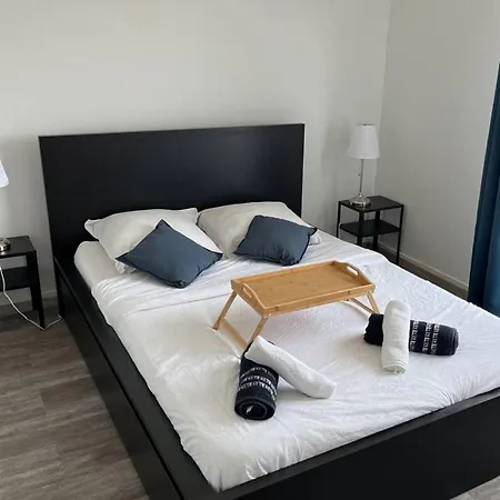 Grand - Entree Autonome - Internet Apartment Brest