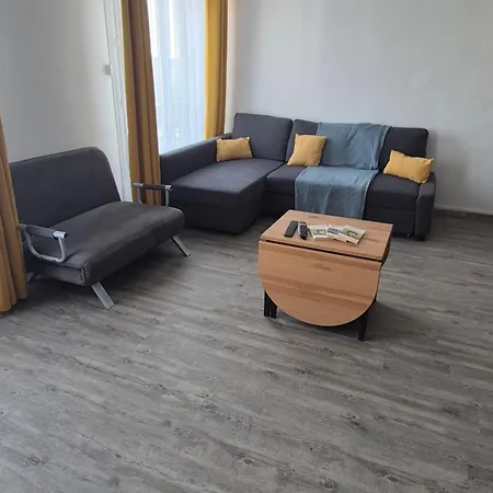 Grand - Entree Autonome - Internet Brest