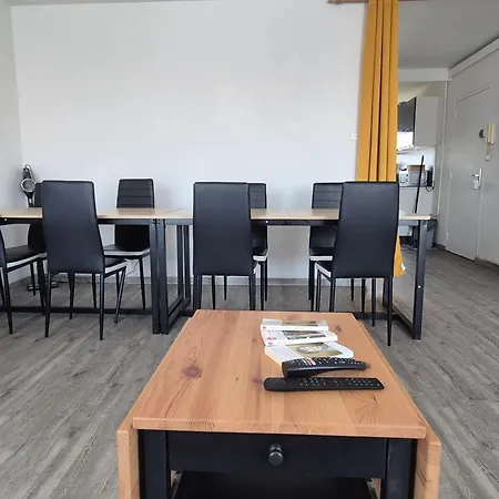 Grand - Entree Autonome - Internet Apartment *